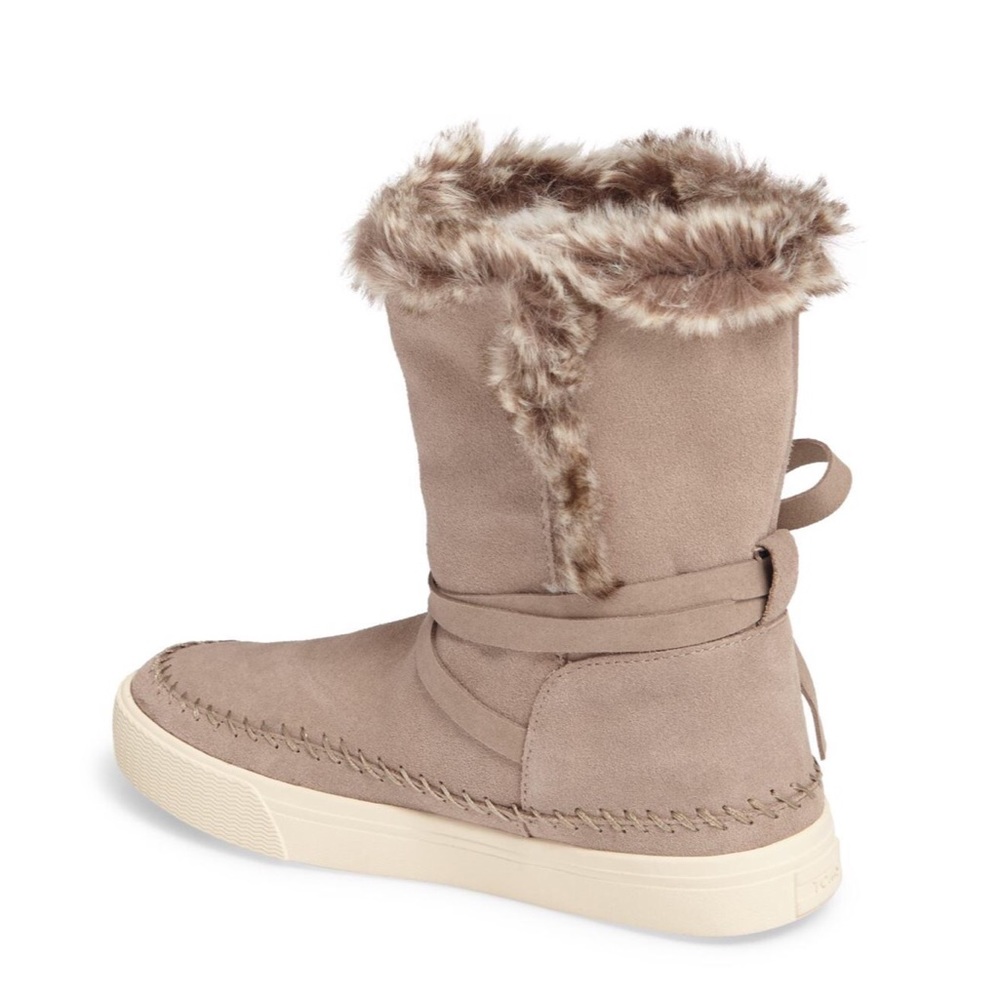 [ nib ] TOMS Vista Faux Fur Suede Booties - Picture 3 of 7